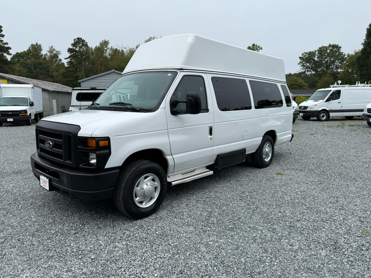 Ford E-350