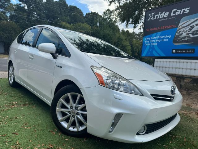 Toyota Prius V