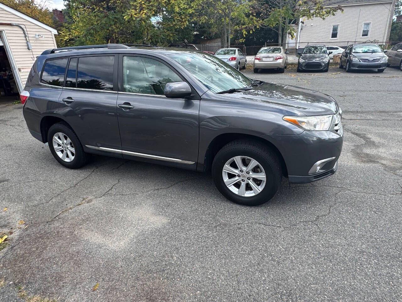 2011 TOYOTA Highlander