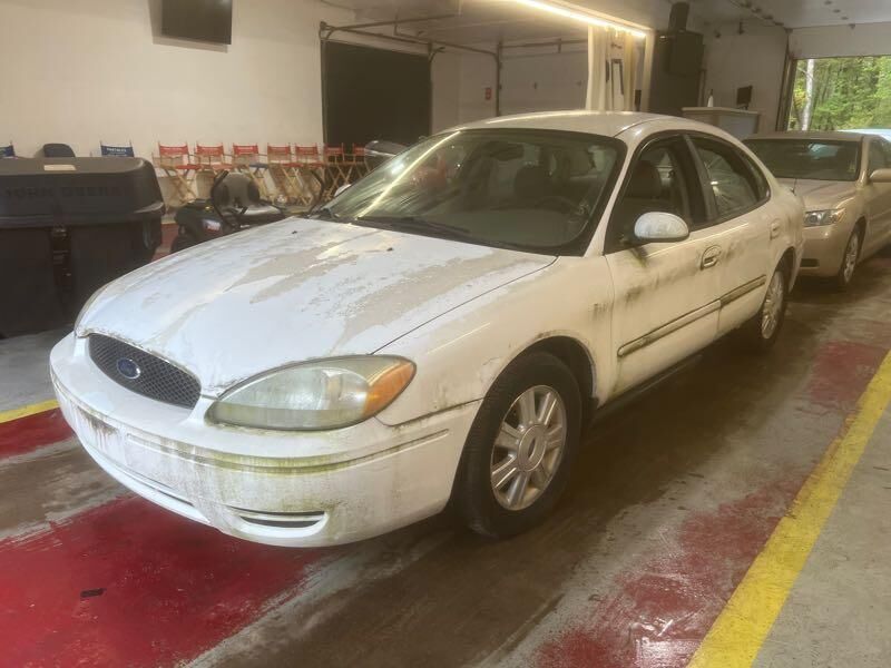 Ford Taurus