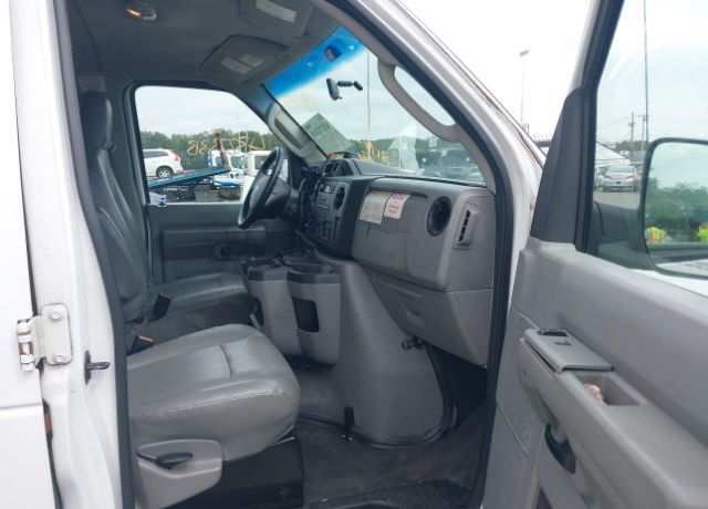 Ford E-350