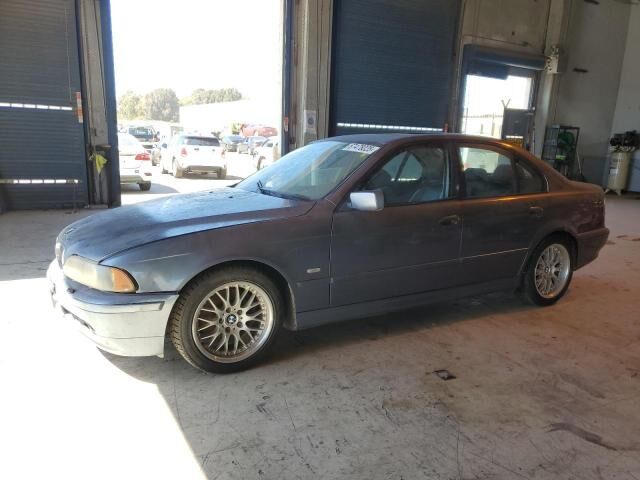 BMW 530i