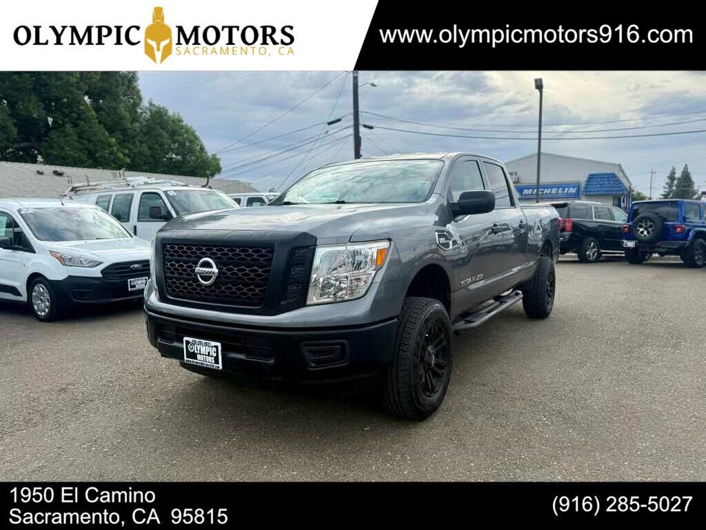 Nissan Titan