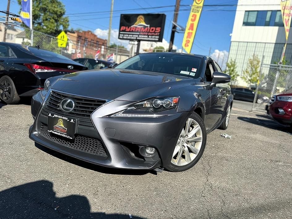 2016 LEXUS IS