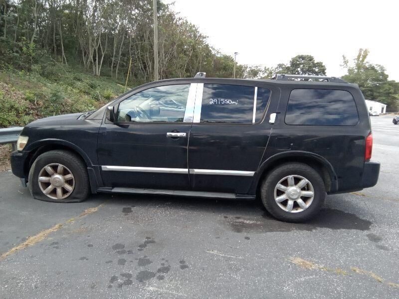 Infiniti QX56