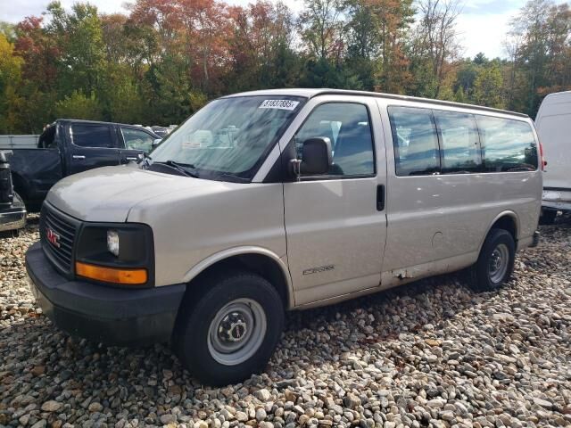 GMC Savana