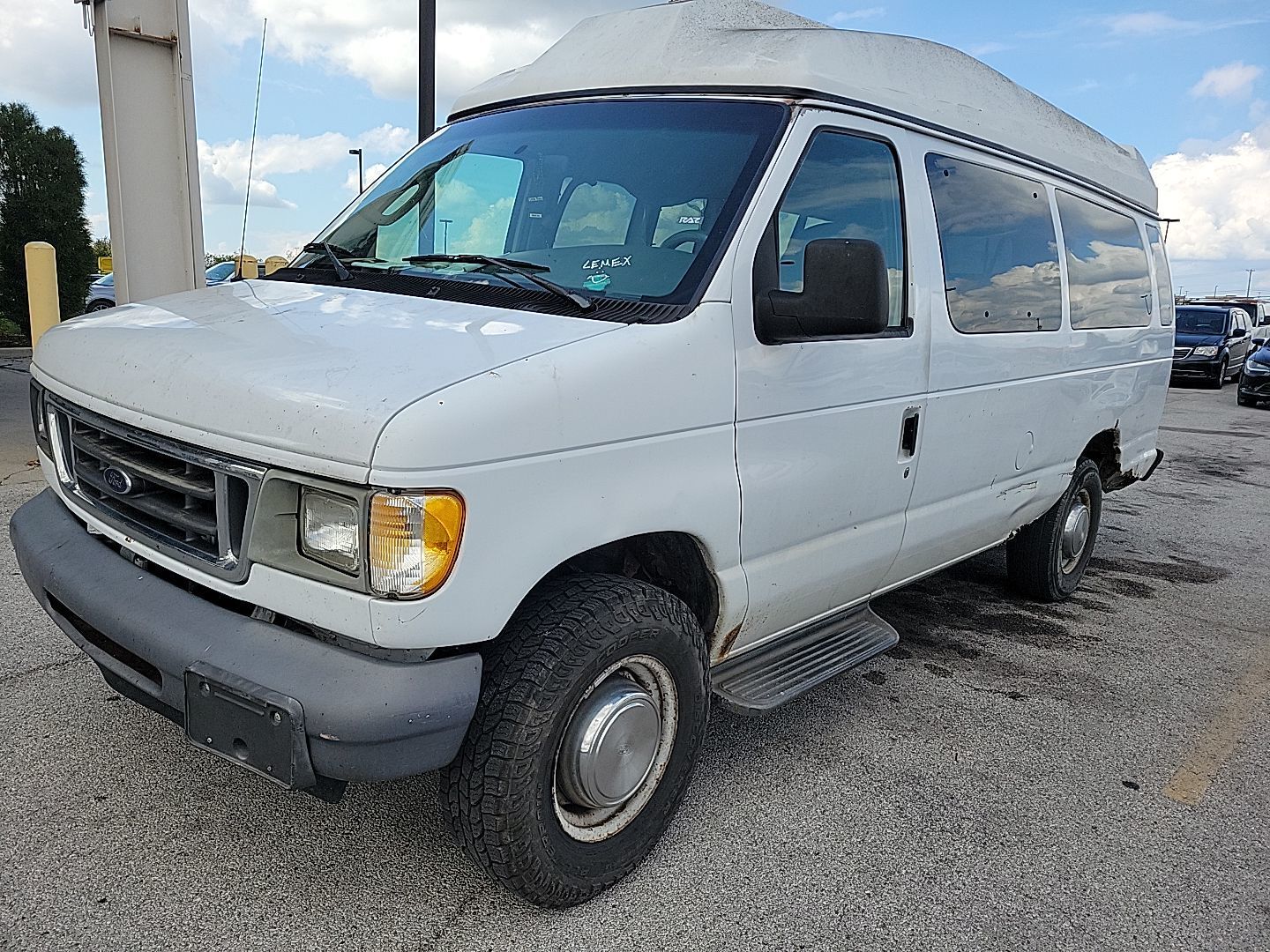 Ford E-350