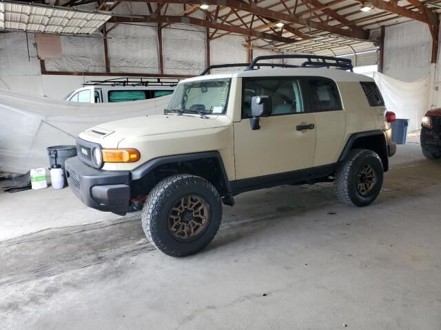Toyota FJ Cruiser