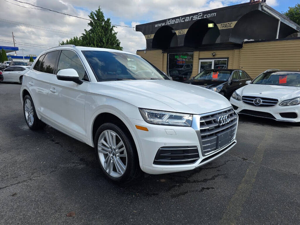 2018 AUDI Q5