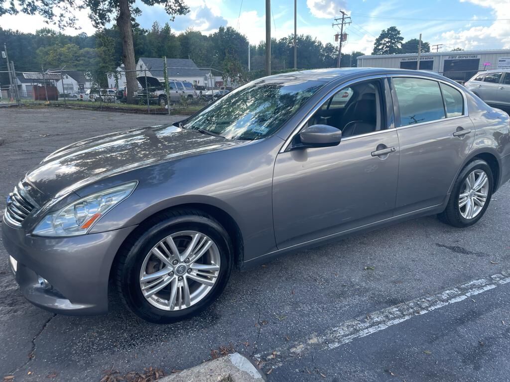 Infiniti G37