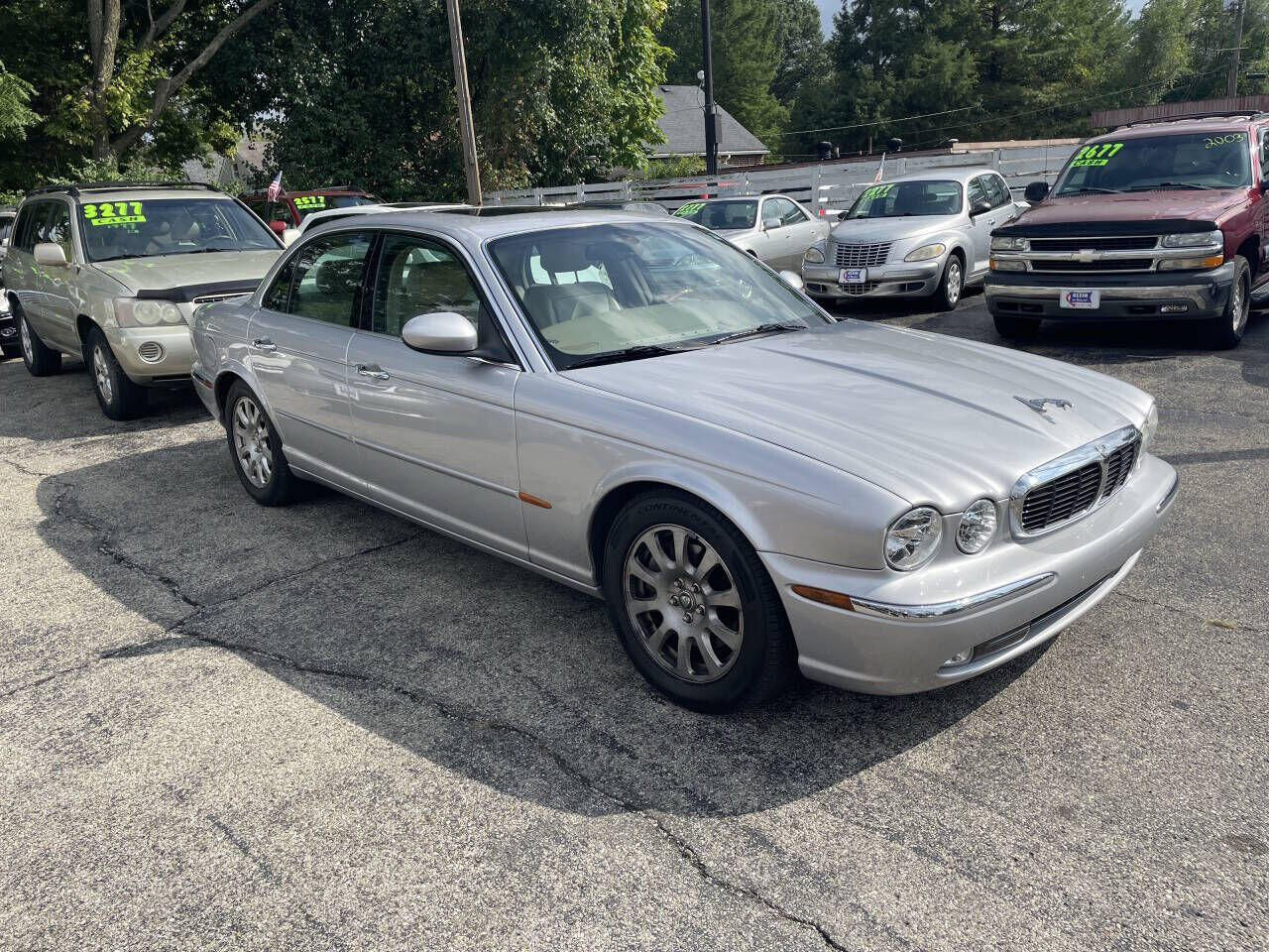 Jaguar XJ