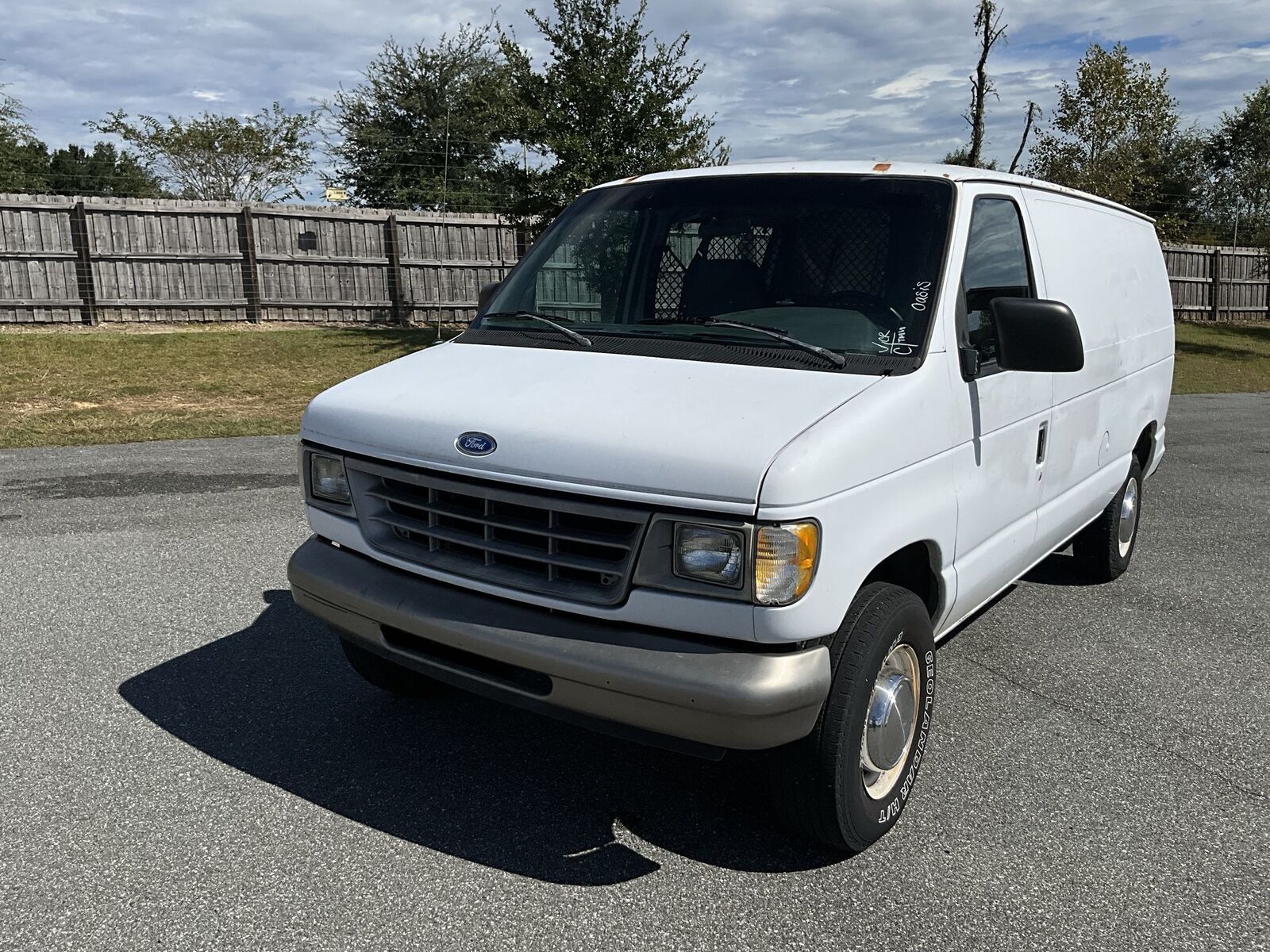 Ford E-250