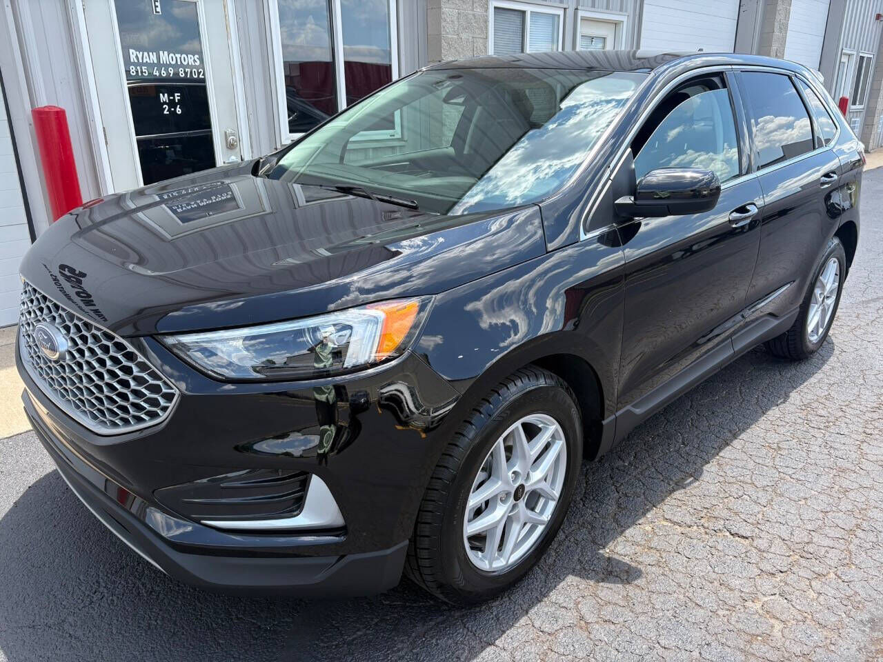 2024 FORD Edge