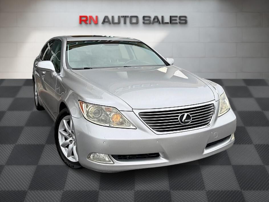 Lexus LS