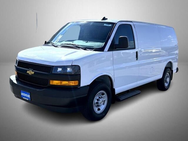 2025 CHEVROLET Express