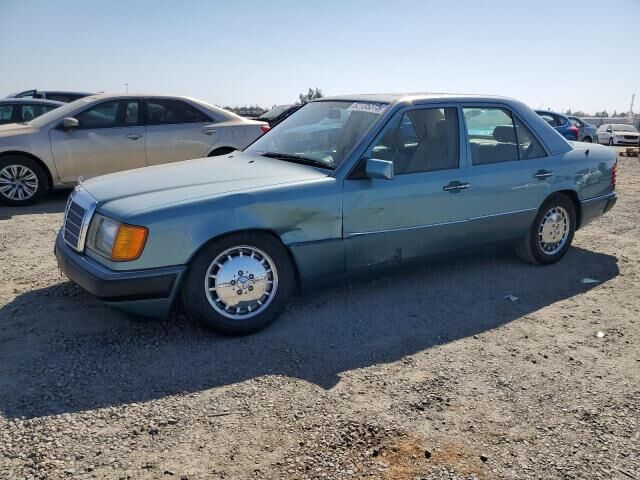 Mercedes-Benz 300