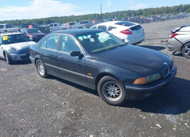 BMW 528i