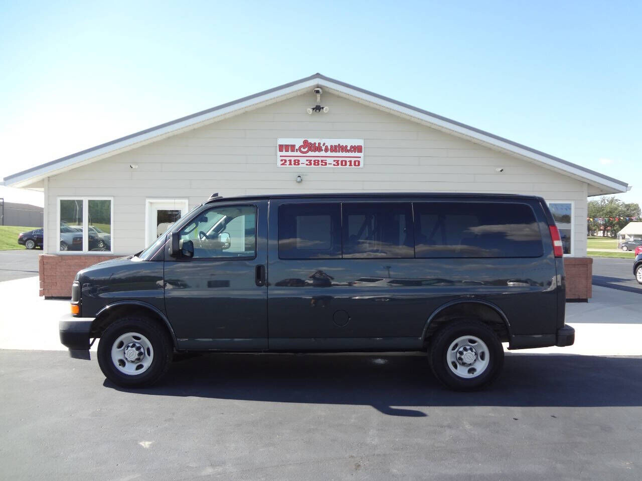 2017 CHEVROLET Express