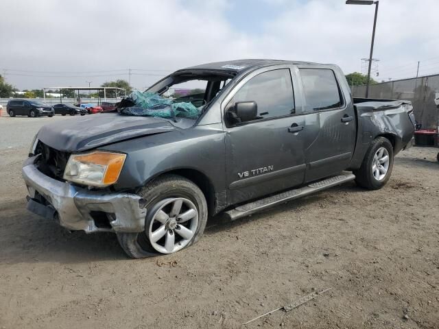 Nissan Titan