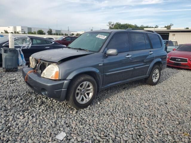 Suzuki XL7