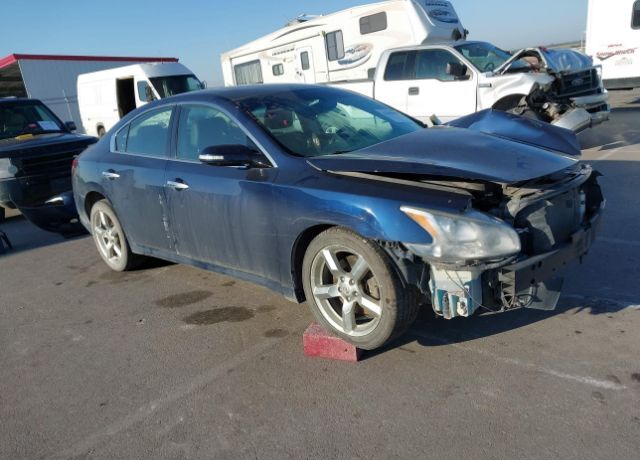 Nissan Maxima