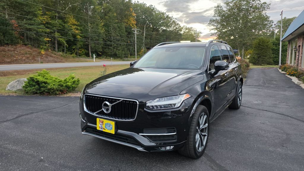 2019 VOLVO XC90