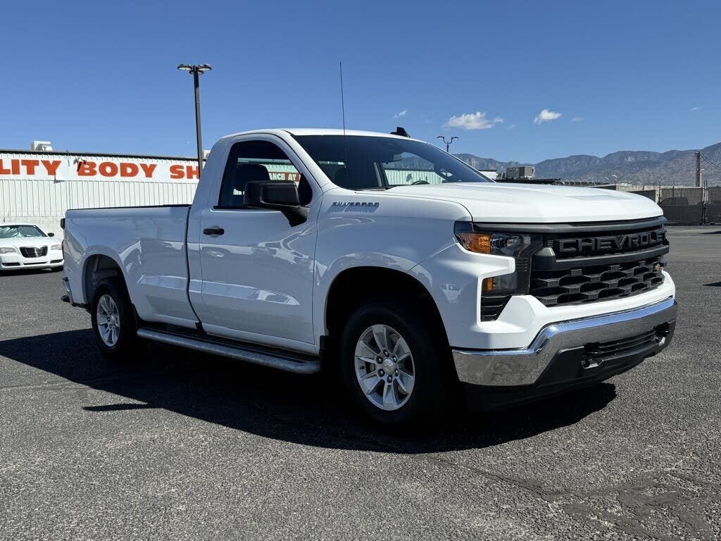 2024 CHEVROLET Silverado