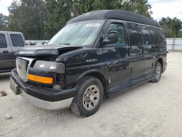 GMC Savana