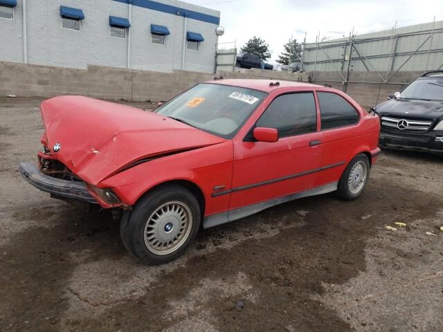 BMW 318ti