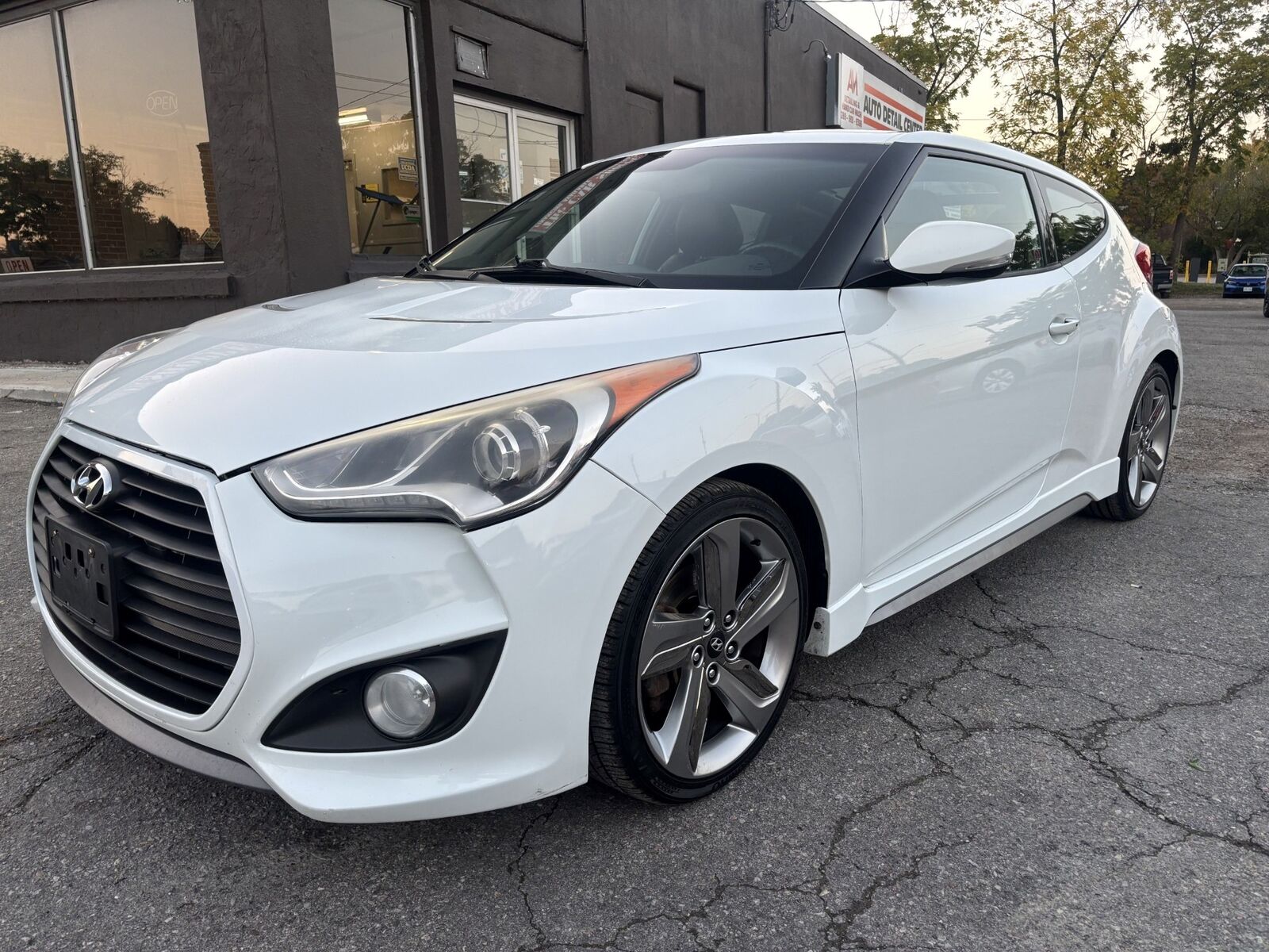Hyundai Veloster