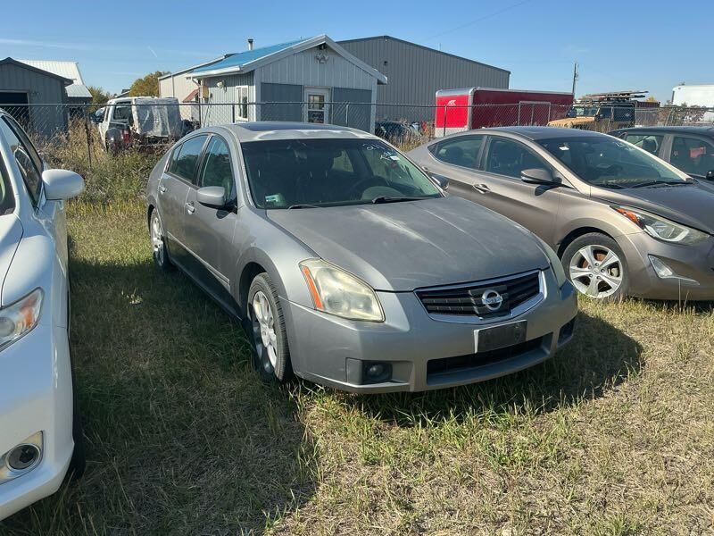 Nissan Maxima
