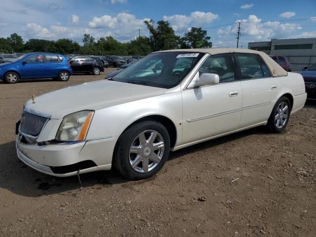Cadillac DTS