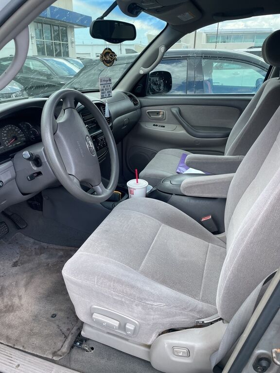 Toyota Sequoia