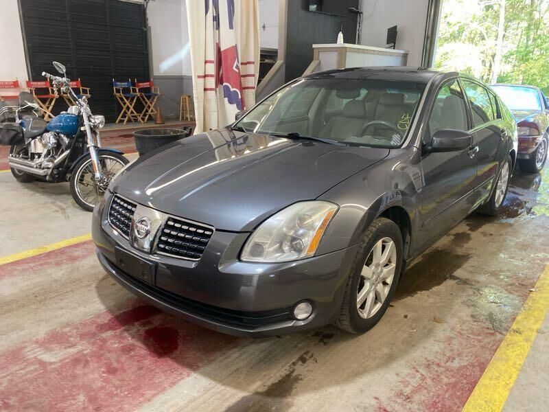 Nissan Maxima