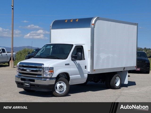 2026 FORD E-350