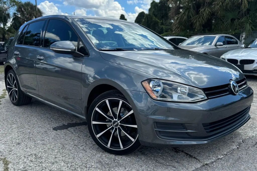 2015 VOLKSWAGEN Golf
