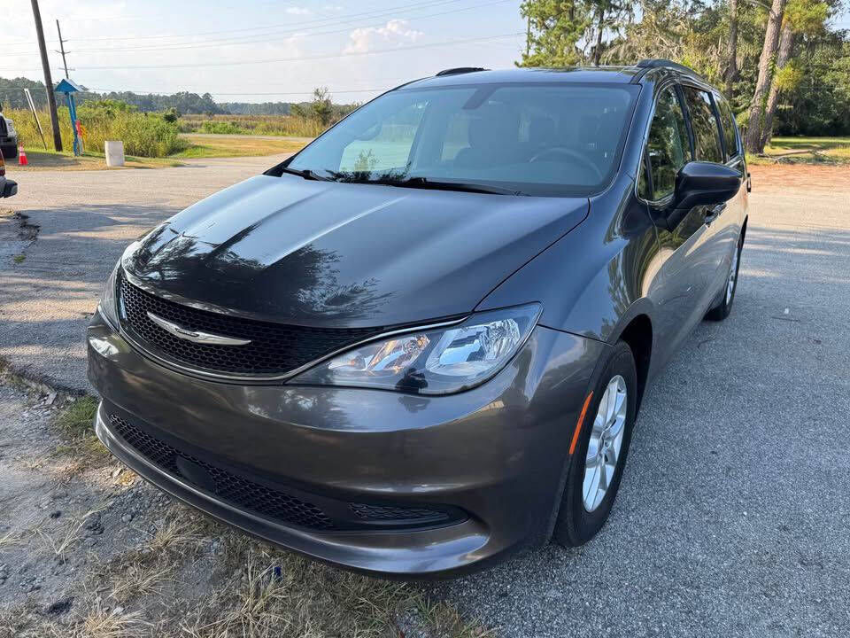 2021 CHRYSLER Voyager