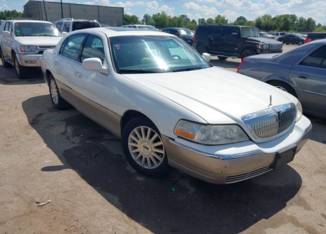 Lincoln Town Car