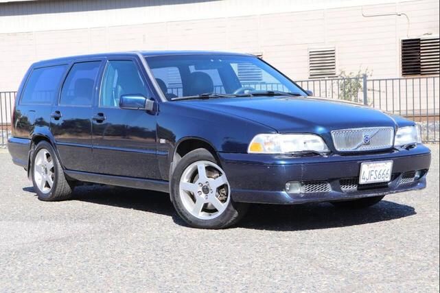 Volvo V70
