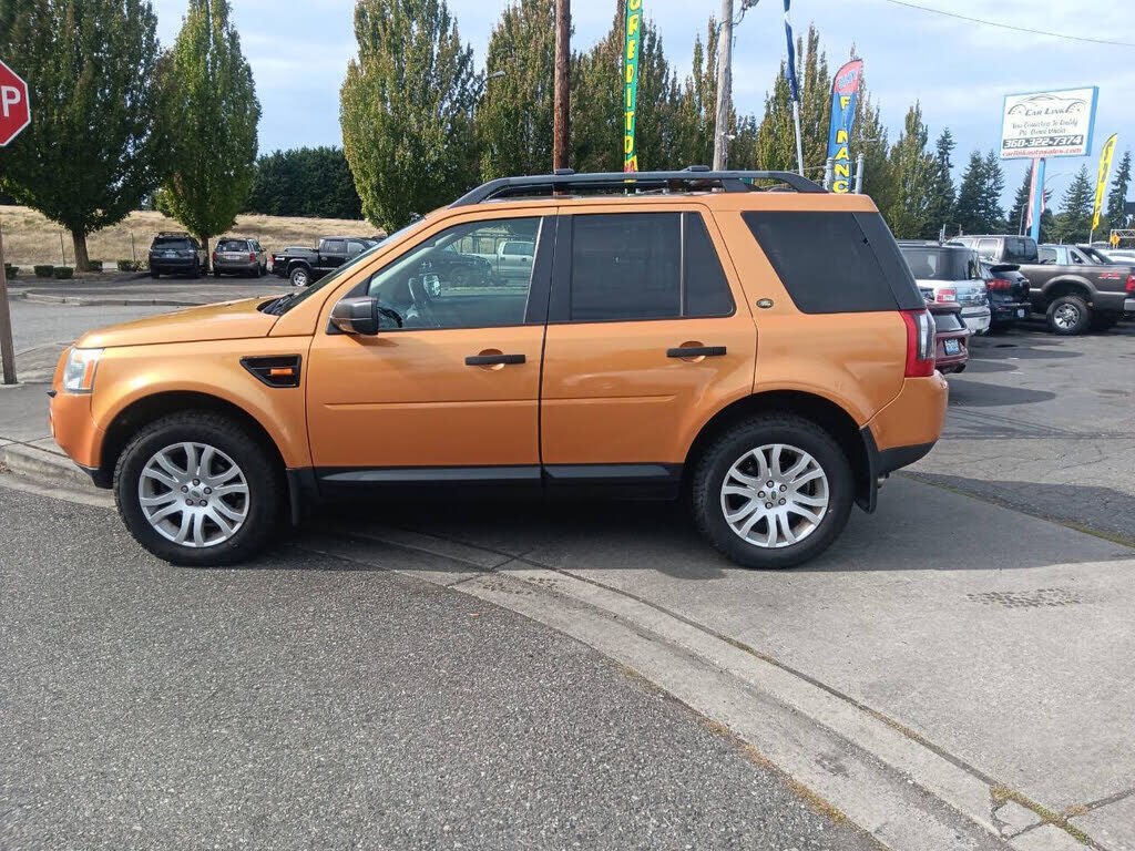 Land Rover LR2