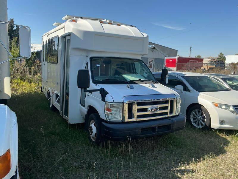 Ford E-350