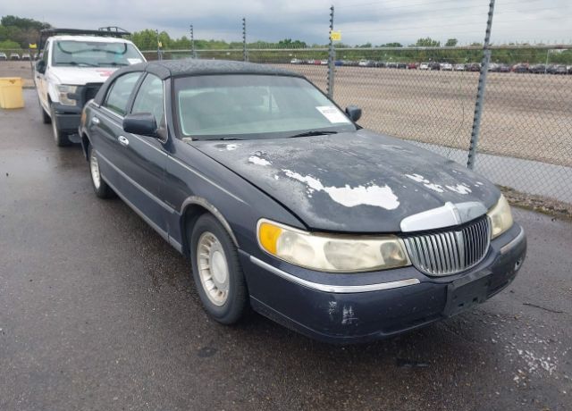 Lincoln Town Car