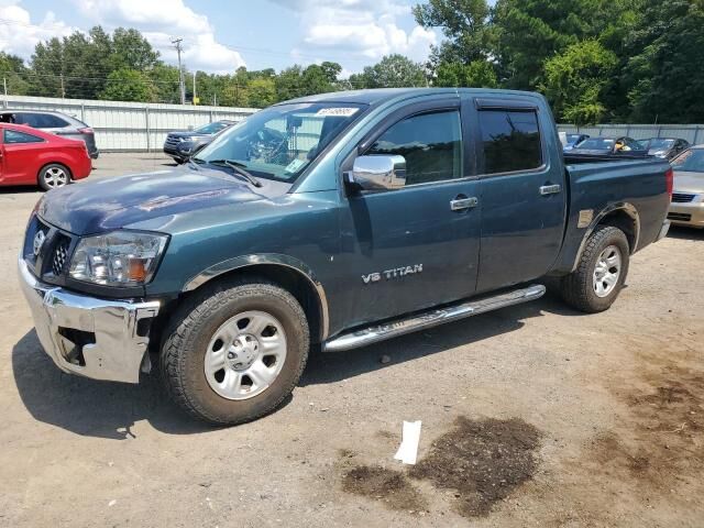Nissan Titan