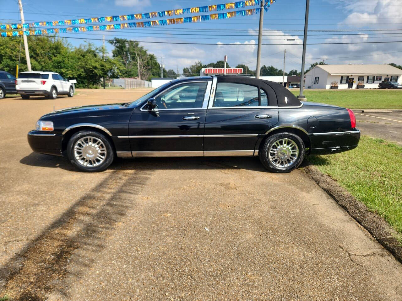 Lincoln Town Car