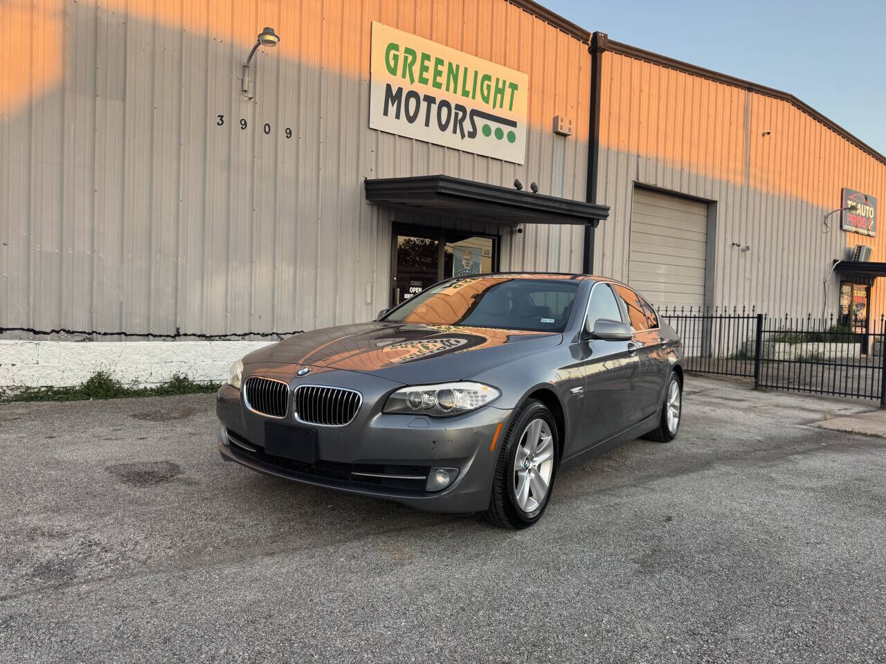 BMW 528xi