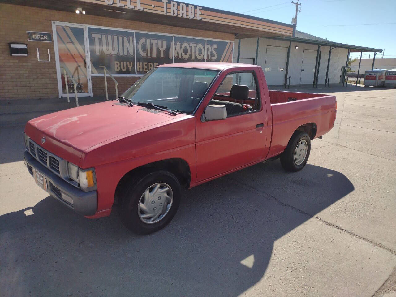 Nissan Pickup
