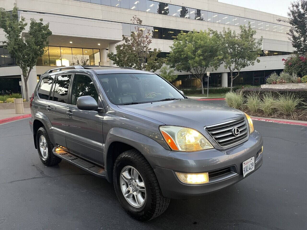 2004 LEXUS GX