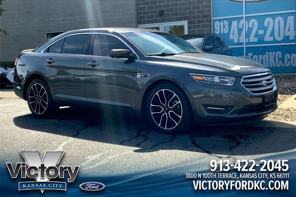 Ford Taurus