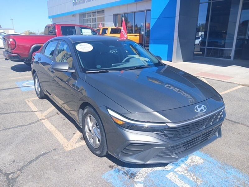2024 HYUNDAI Elantra