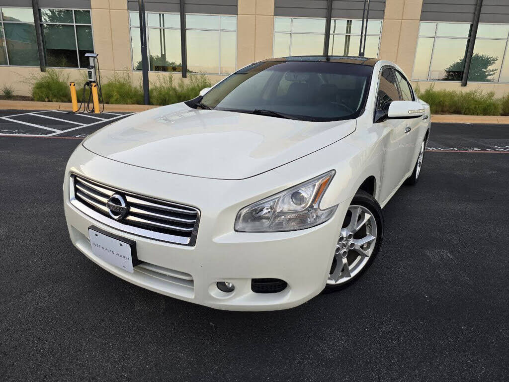Nissan Maxima